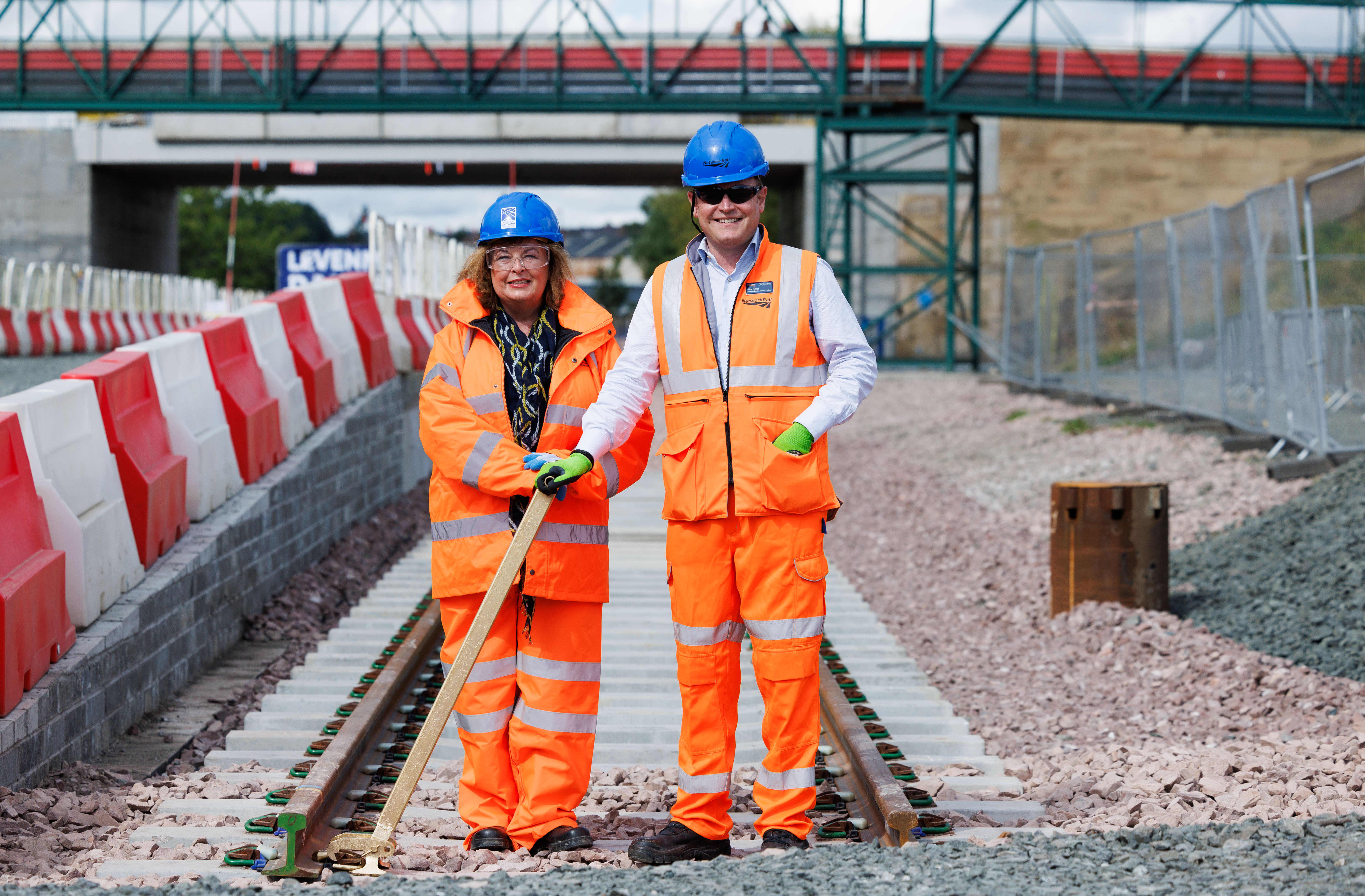 Transport Minister Fiona Hyslop marks completion of Leven track work