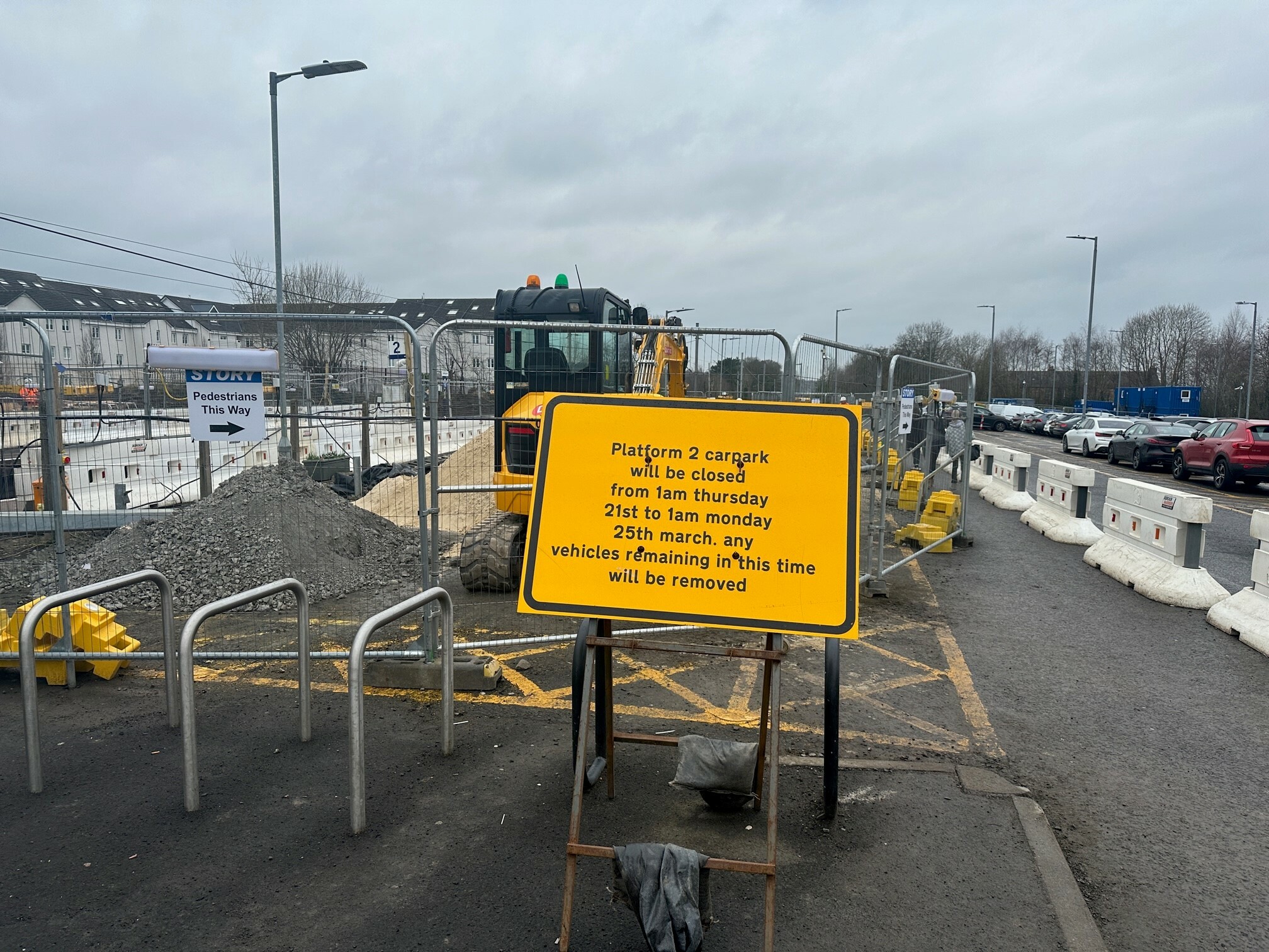 Uddingston car park closure sign